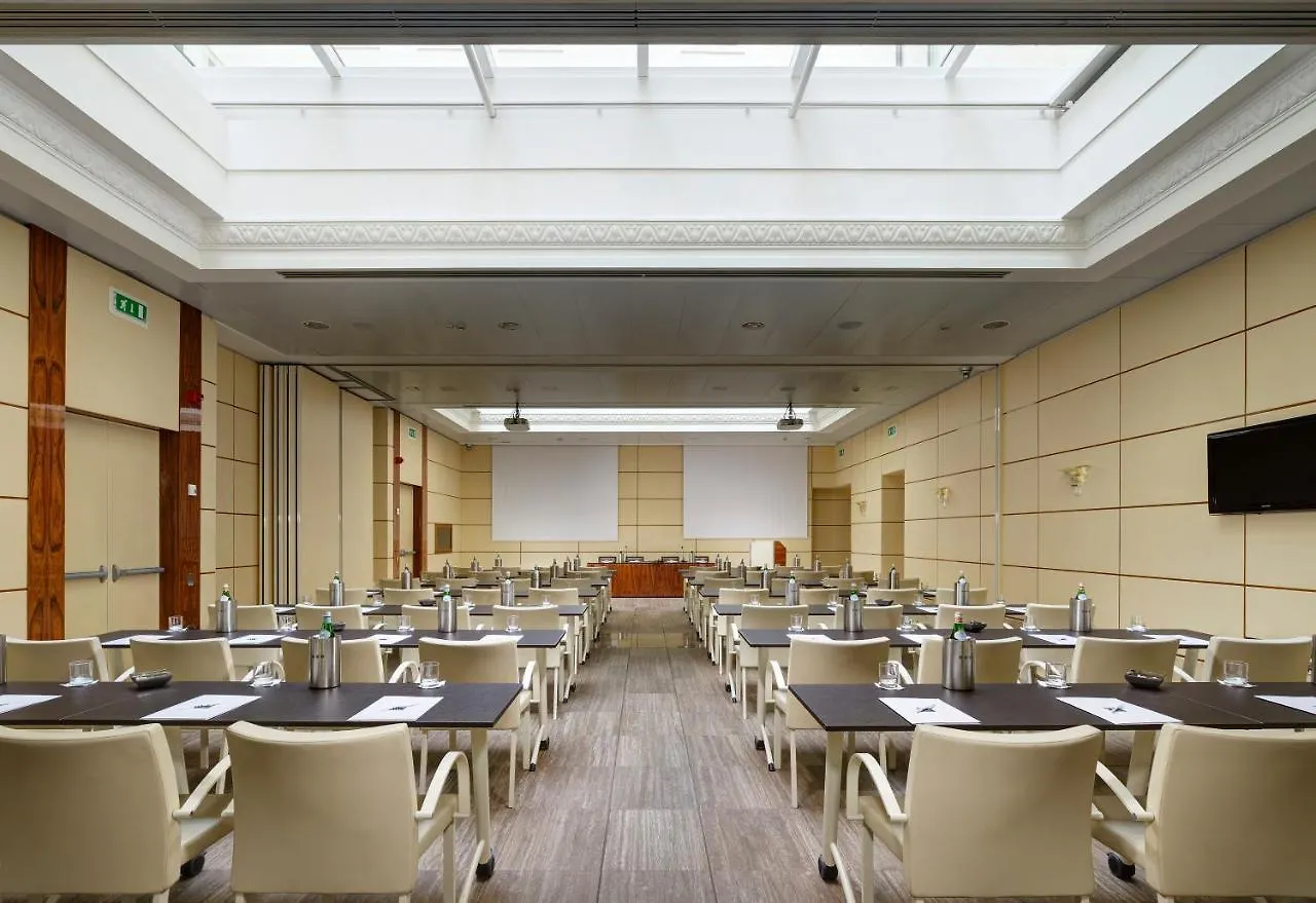 Una Hotels Deco Roma Rome